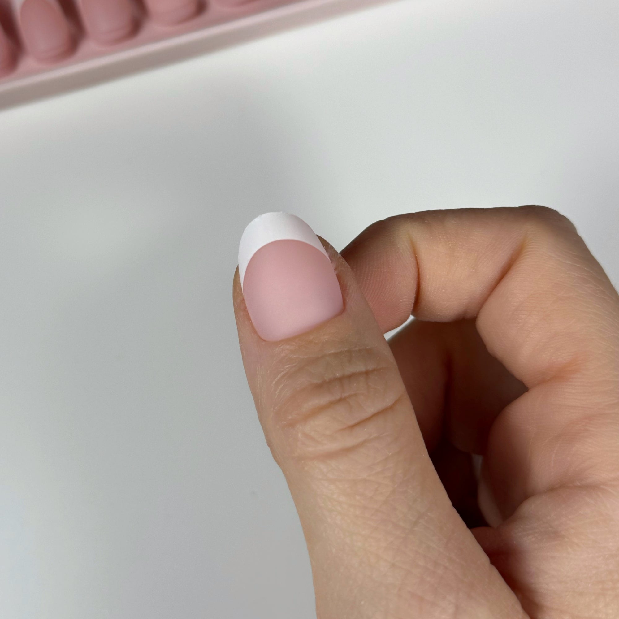 Gelly Tips French - Salon Almond