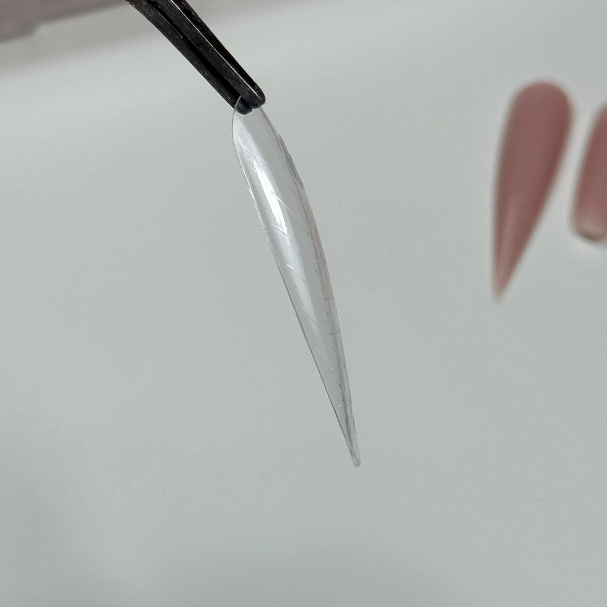 Dual Form Mandorla Stiletto