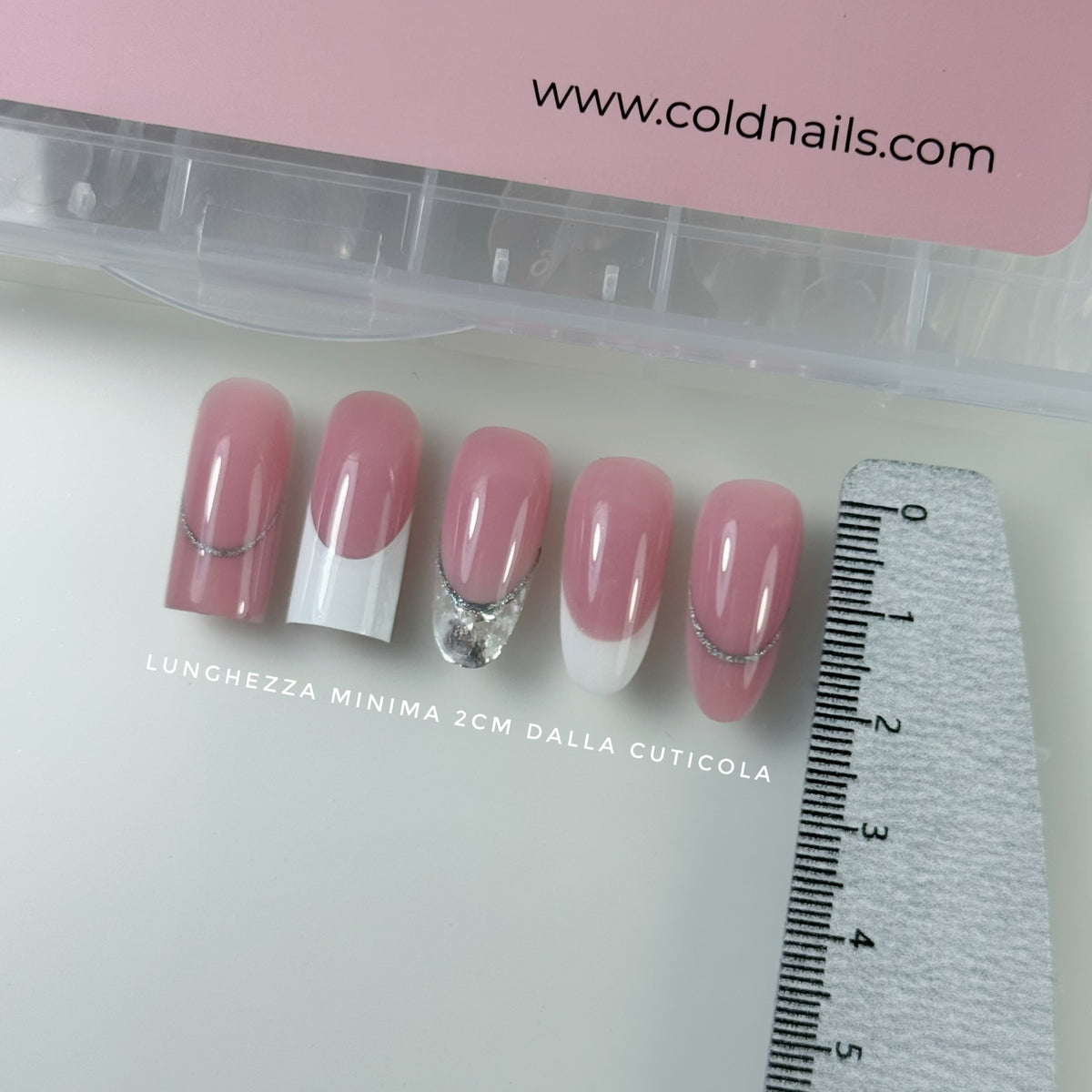 Dual Form Line French Short Mandorla ricostruzione con gel o acrigel