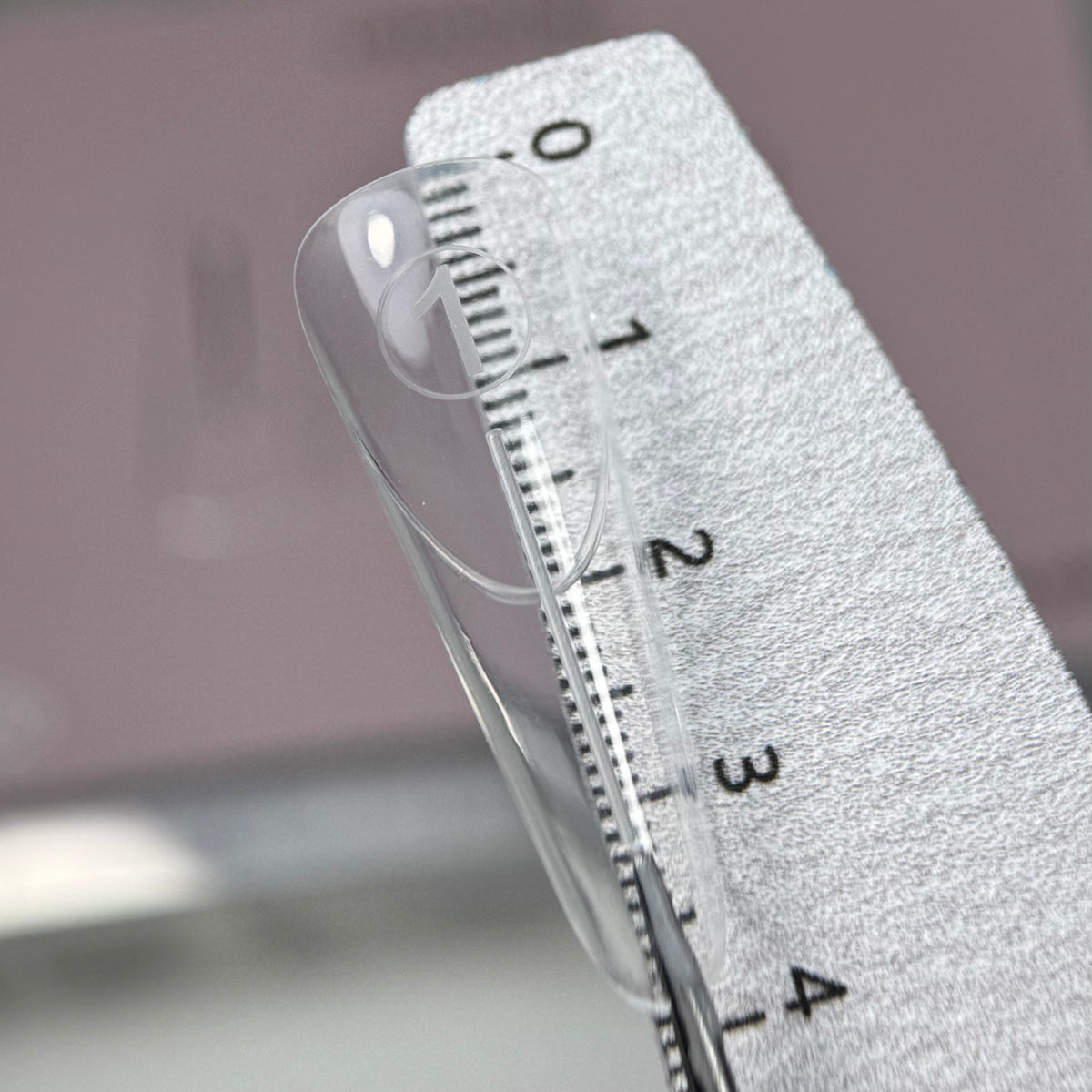 Dual Form Line French Mandorla ricostruzione con gel o acrigel