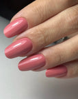 Manicure con Colore Semipermanente A015 Bordeaux Rose, rosa intenso della Collezione Princess Vibes Cold Nails