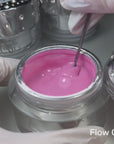 Soft Gel 03 Bubble Pink stesura autolivellante su unghia